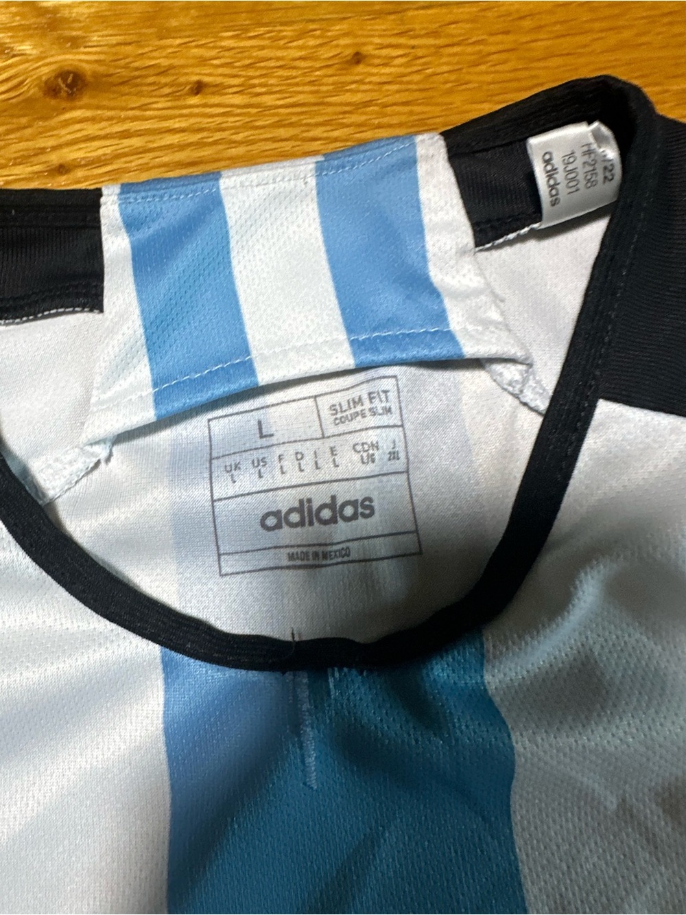 Adidas Argentina Home Soccer Jersey 2022 World Cup Sky Blue White Stripes Large - Picture 3 of 6